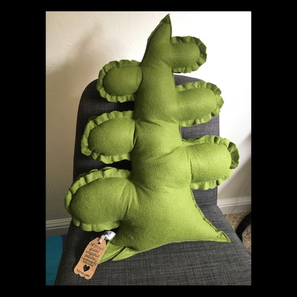 *RARE* HI TREE Giant Sequoia Pillow - Picture 6 of 6